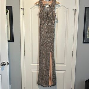 Jodi Kristopher Elegant Lace full length gown Gray Open back size 3 prom dress